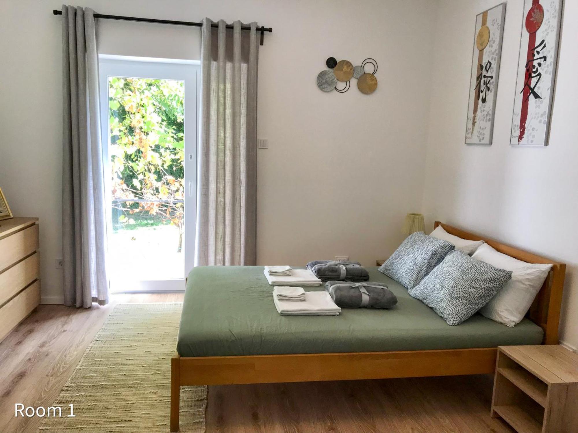 Quiet, Green, Relaxing Place - 2 Bedroom Apartment Balatonfüred Εξωτερικό φωτογραφία