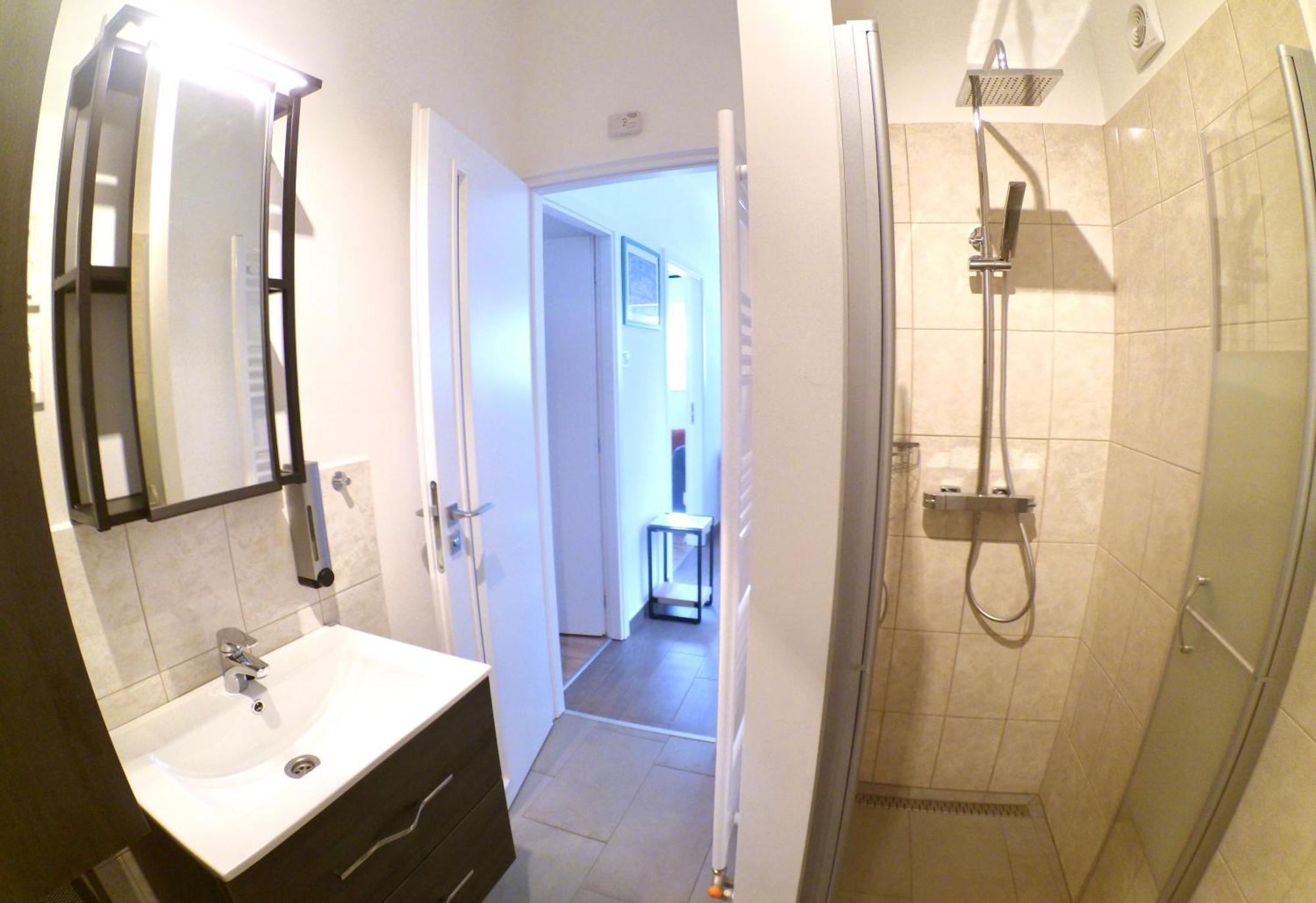 Quiet, Green, Relaxing Place - 2 Bedroom Apartment Balatonfüred Εξωτερικό φωτογραφία